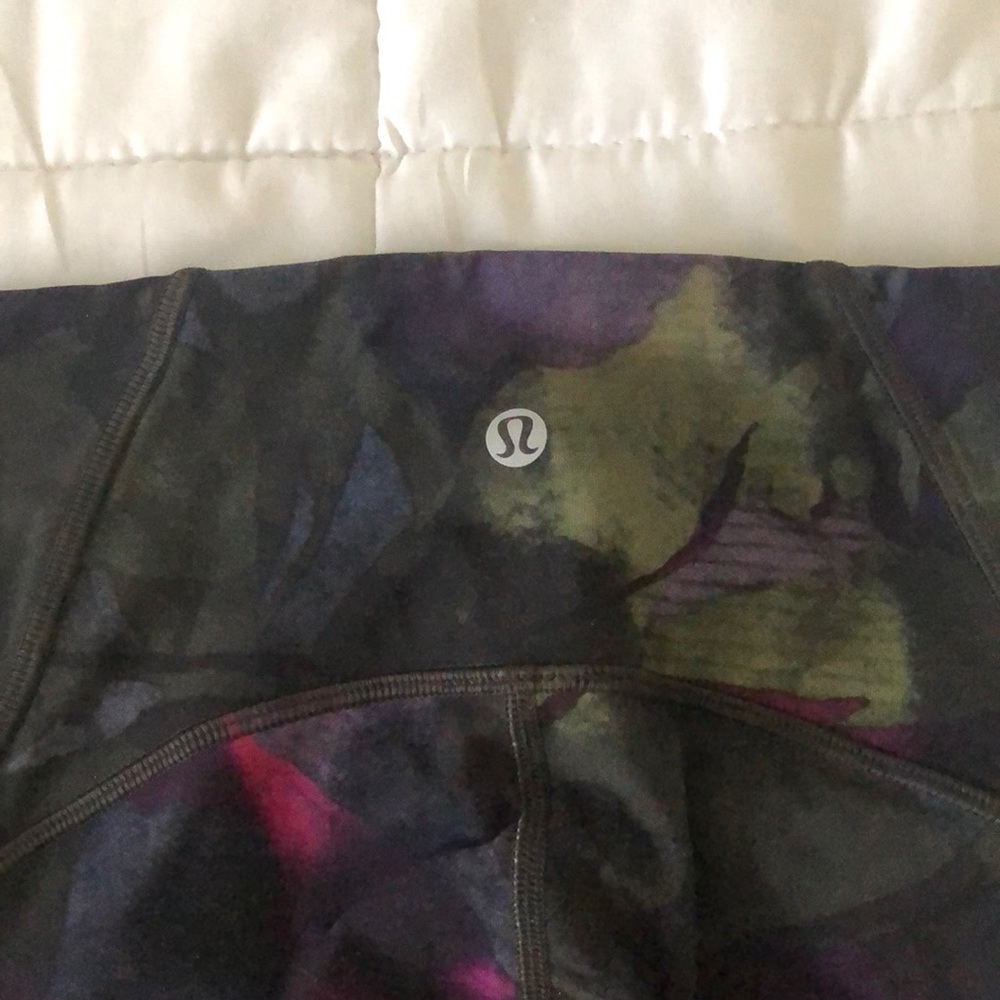 LULULEMON LEGGINGS